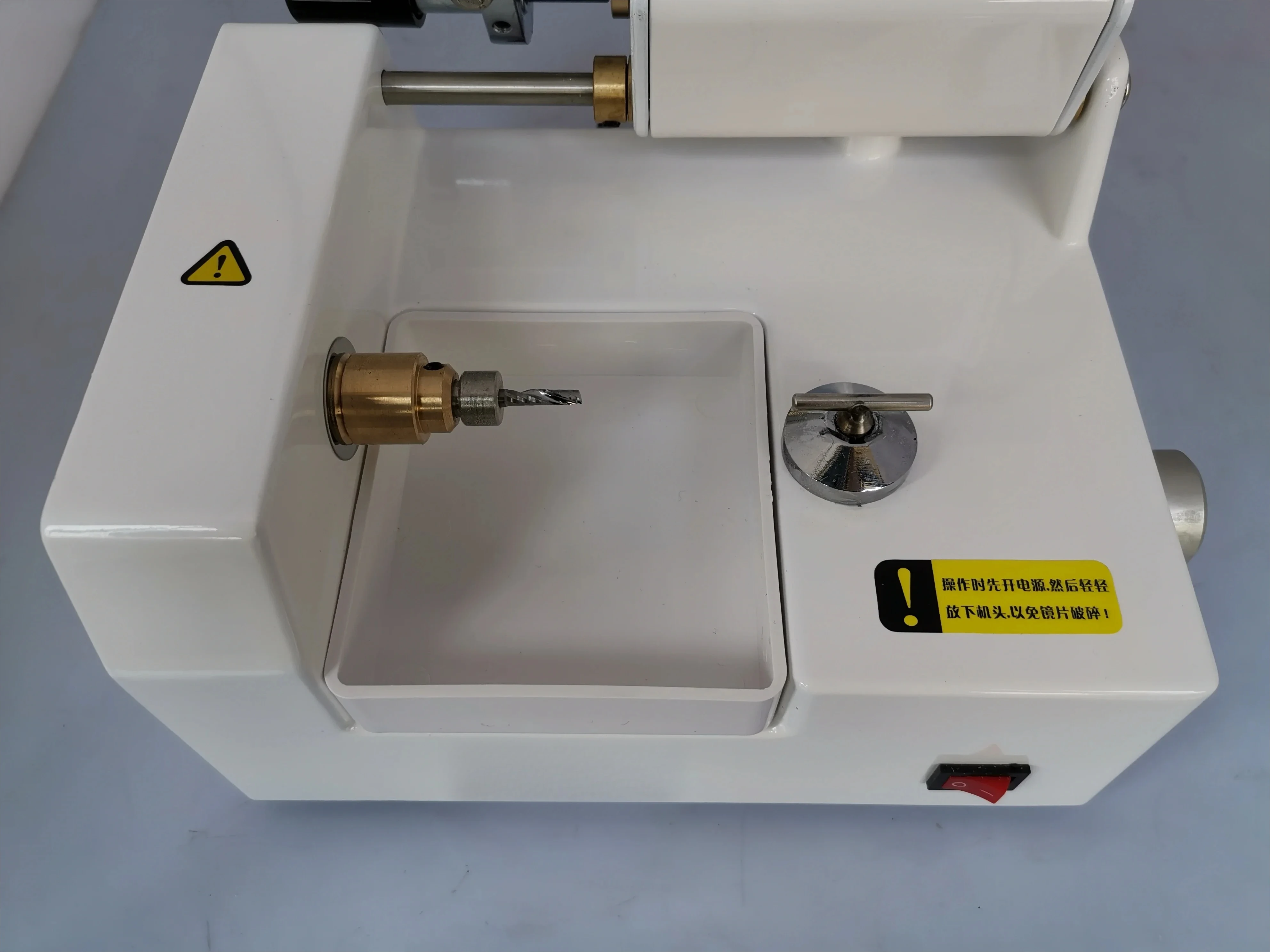 CP-4A Glasses equipment,  Eyeglasses Optical Lens Pattern Maker Fast Cutting Milling Machine cutting the lens fast and smooth