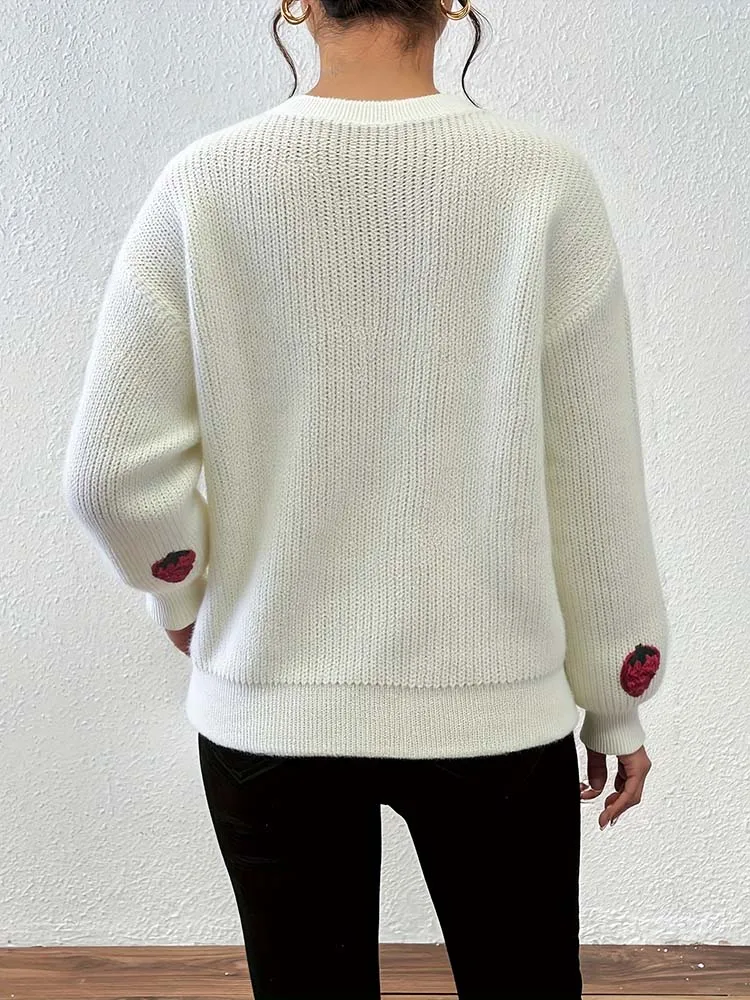 Craft Design of Women's Embroidery Hand-knitted Strawberry Pattern; Age-reducing Sweet Temperament Round Neck Pullover.