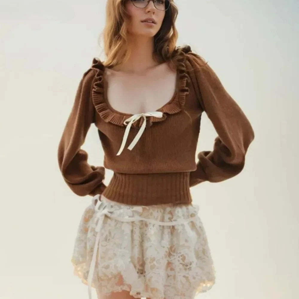 

2025 Sweet Women Bow Ruffles O neck Knitted Sweater Puff Sleeve Pullover Knitwear Slim Rib Hem Short Jumper Coffee Apricot