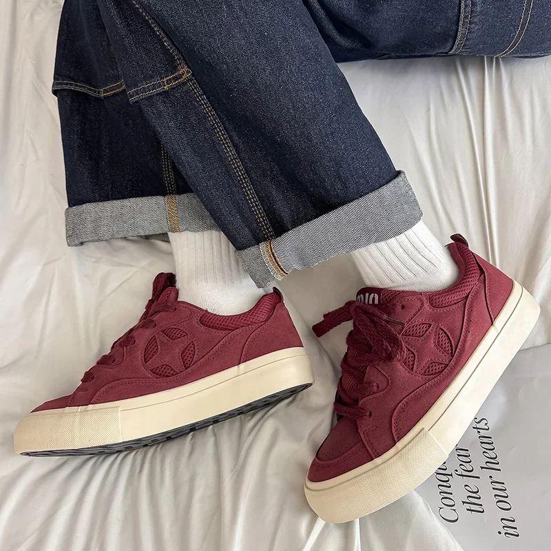 

Высококачественная дизайнерская повседневная обувь, легкая обувь на мягкой подошве, мужская повседневная парусиновая обувь, мужские спортивные удобные теннисные кроссовки