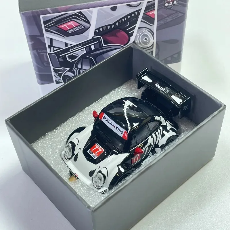 Demon King 1/64 RWB BEETLE GULF in Stock Alloy Car Static Die Cast