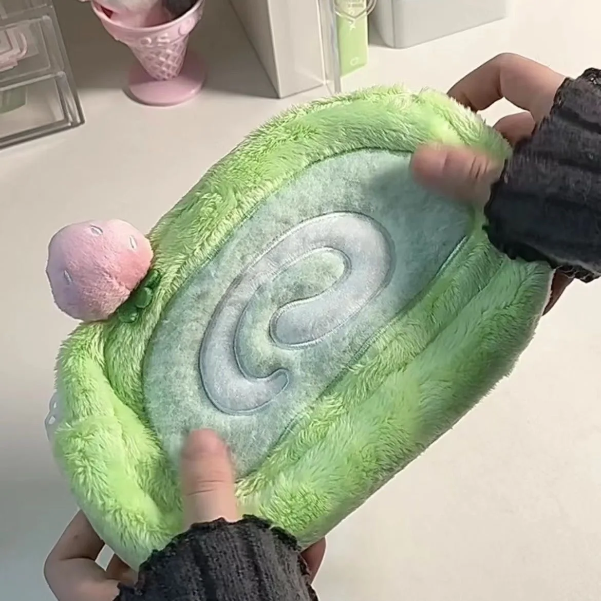 Plush pencil case Pencil case Large capacity stationery case Cute pencil storage case