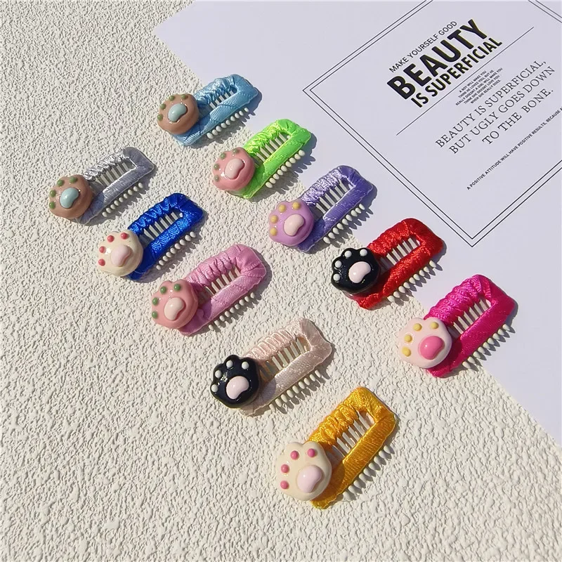 New Pet Dog Hair Clip Cute Flower Hairpin Comb Cat Grooming Accessories Cute Paw Puppy Headdress Teddy Yorkshire Supplies