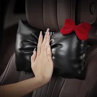 Almohada de cuero Pu con lazo rojo para el cuello del coche, reposacabezas en forma de arco, soporte para asiento, almohadas de cintura, accesorios de Interior de coche, 1 ud.