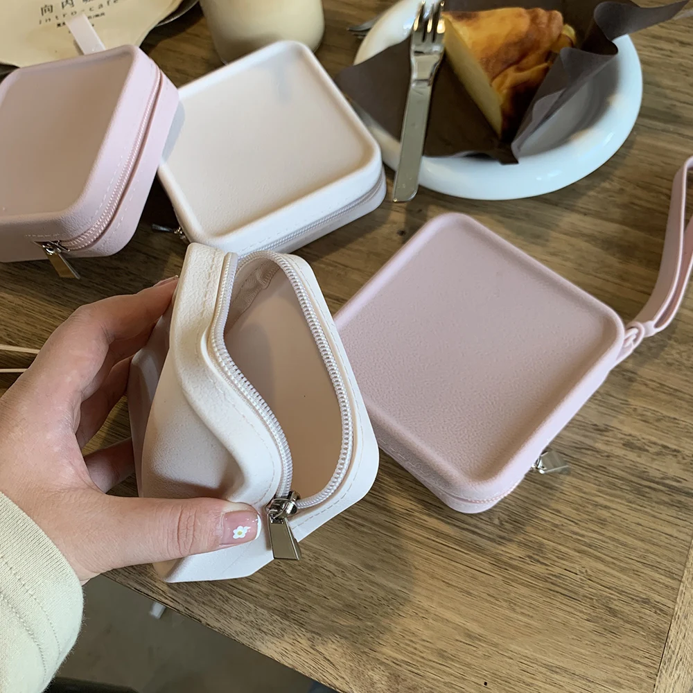 Mini bolso cuadrado con diseño de cremallera para mujer, bolsa de cosméticos versátil de Color sólido suave de estilo coreano, monedero, bolso de moda Simple