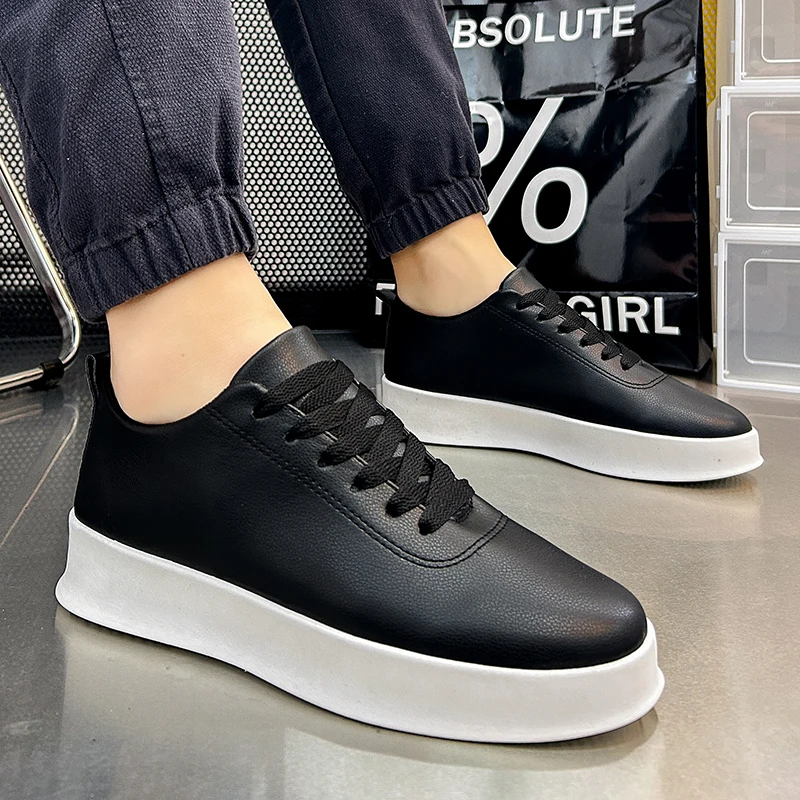 

Fashion Black Casual Shoes for Men Outdoor Comfortable Men Sneakers Non-slip Walking Shoes Designer Lace-Up Men Sport Shoes 2025