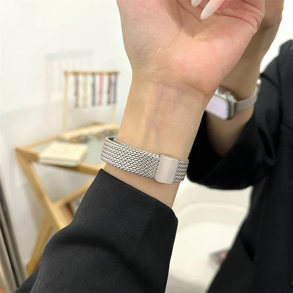 Luxury Slim Metal Magnetic Strap for IWatch 9 8 7 SE 6 Girl Wrist Band for Apple Watch 41mm 40mm 38 45 44 49mm Ultra Bracelet