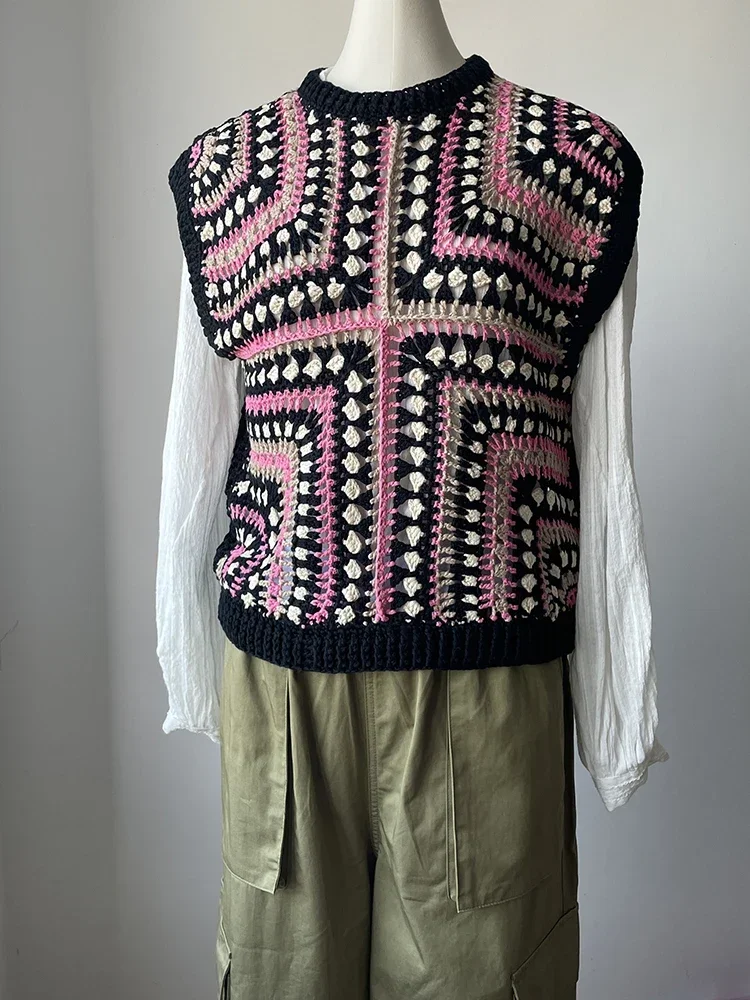 Handmade Crochet Retro Sweater Vest 2025 Summer Fashion Trends Women Vntage Hollow Out Knit Top Wholesale Knitwear Women Clothes