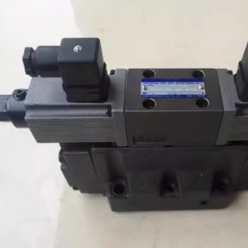 EDFG-01-30-3C4-XY-51T Hydraulic Proportional Directional Control Valve New Original High Quality Fast Shipping