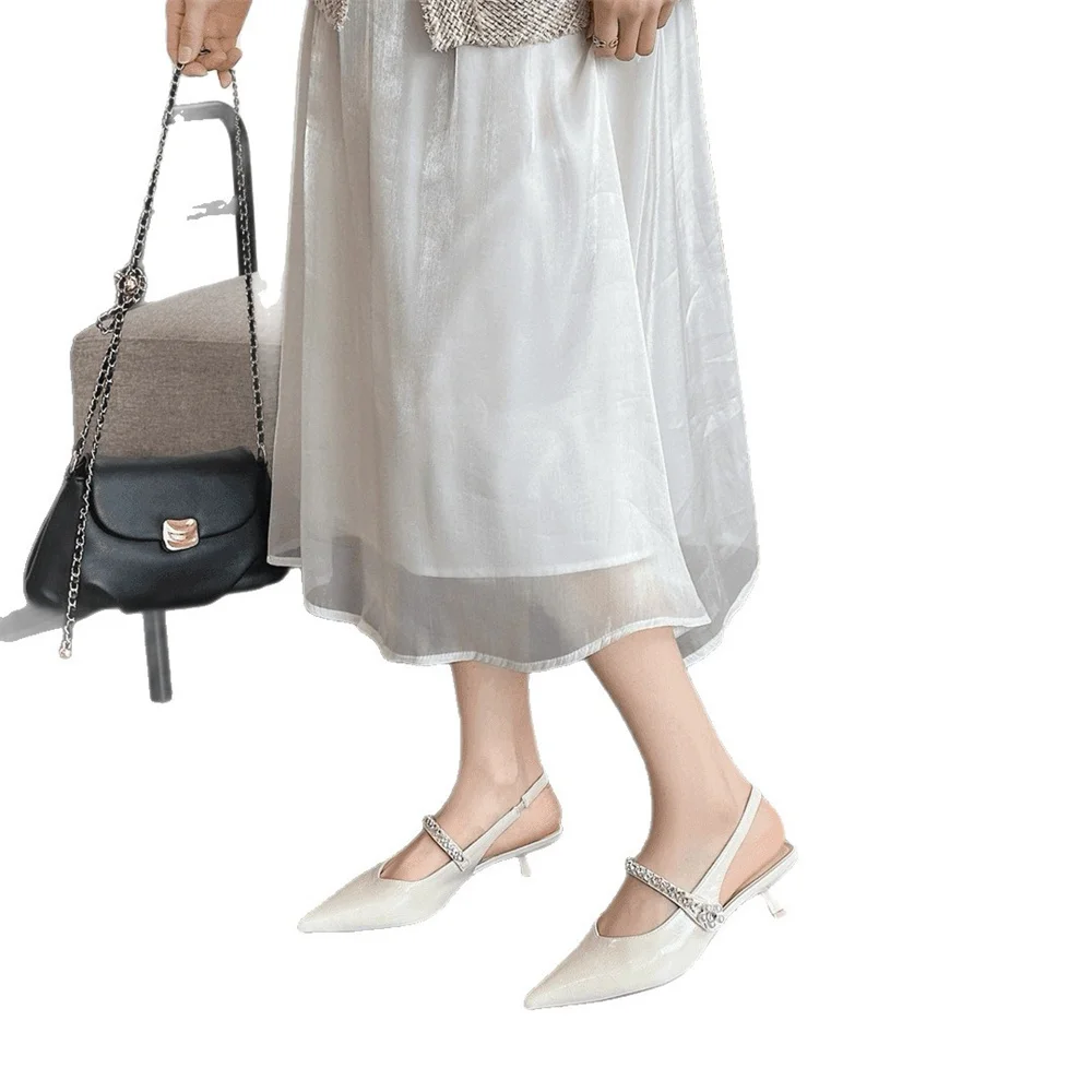 Primavera Verano 2025 nuevo estilo sandalias de mujer 3cm tacón puntiagudo sandalias de moda con diamantes de imitación Casual media correa zapatilla de mujer