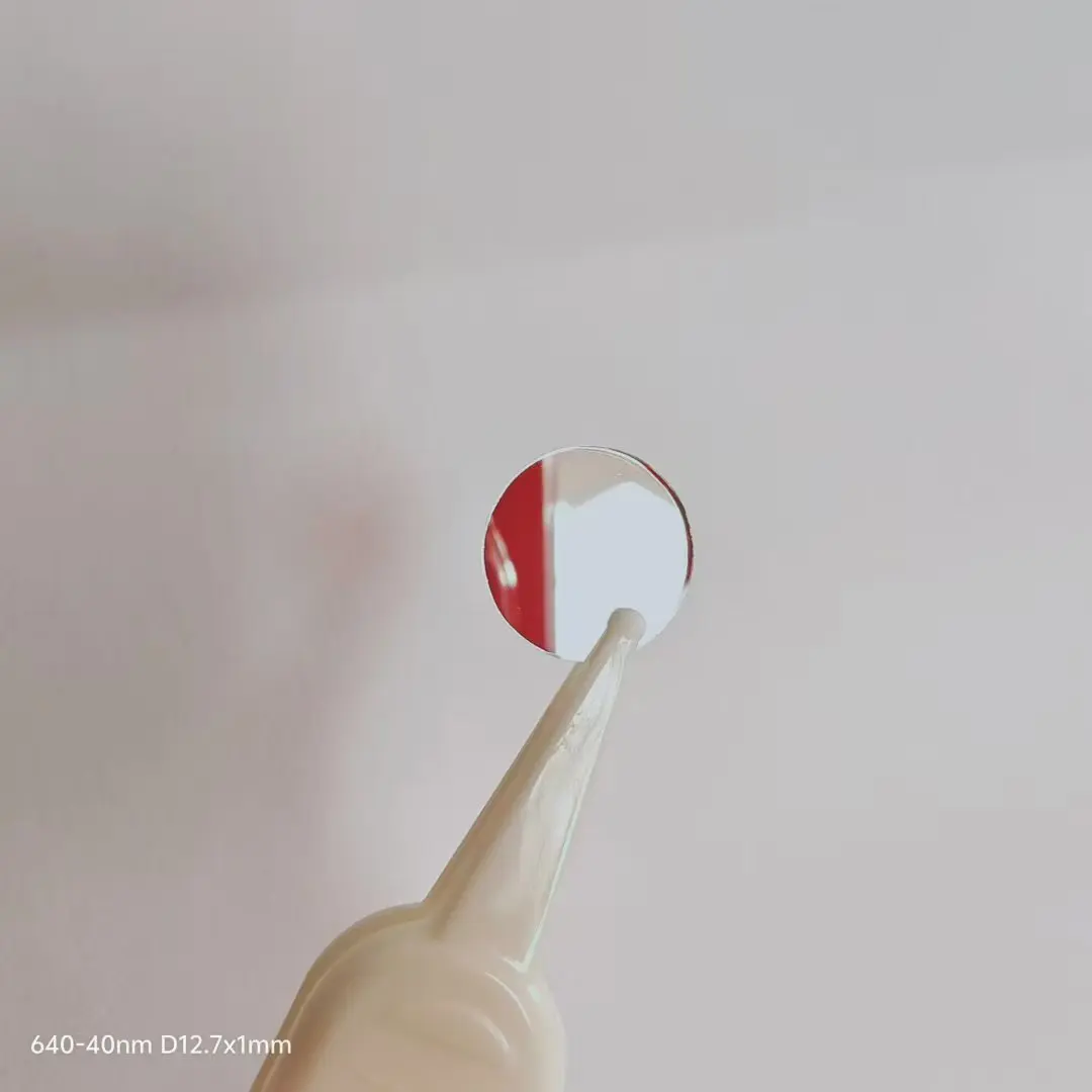 Diamètre de taille 12.7mm et épaisseur 620nm de 1mm au NBP640-40nm en verre étroit de filtre de passe-bande du centre 640nm de 660nm