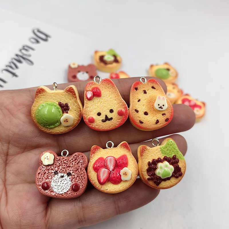 10pcs Fashion Animal Rabbit Bear Bread Charms Resin Floating Pendant Flatback for Keychain Earrings Jewelry Making Findings C358