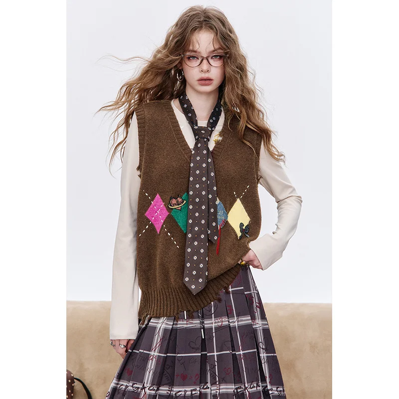 

ELFSACK 2025, осеннее новое поступление, повседневный свободный вязаный жилет с ромбовидной вышивкой для женщин