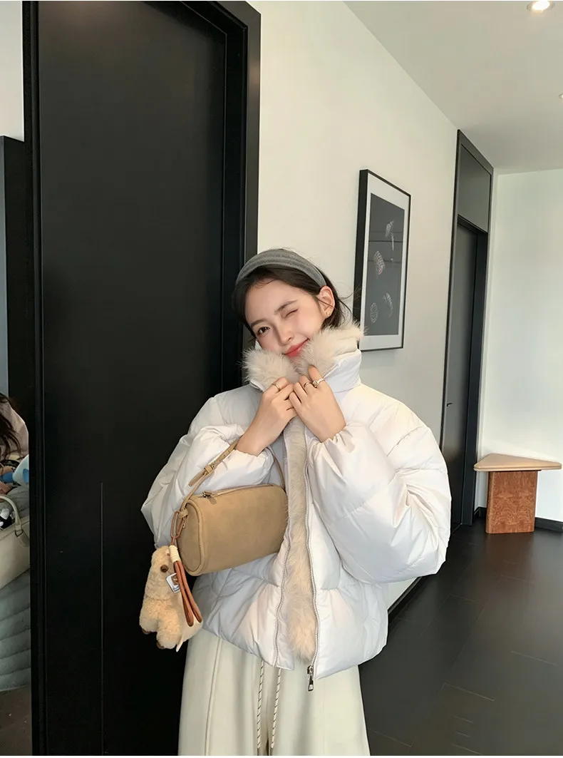 Korean Women's Short Puffer Jacket with Large Fur Collar Women Loose Thick Padded Cotton Coats Female Solid Casual Zipper Parkas