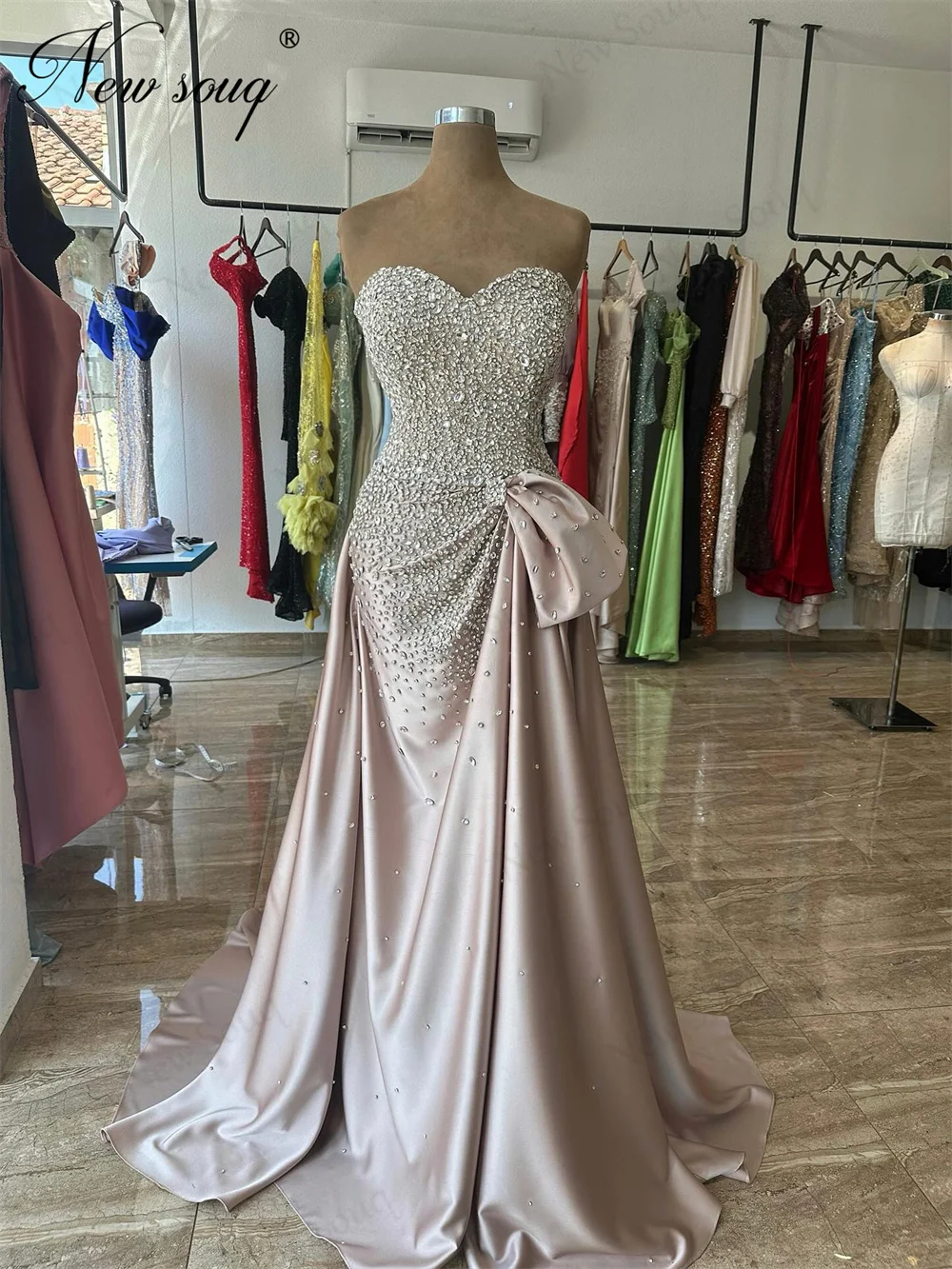 

Розовые вечерние платья без бретелек Элегантные свадебные платья из бисера Платье для выпускного вечера Abiti Da Sera Индивидуальные платья для официальных приема