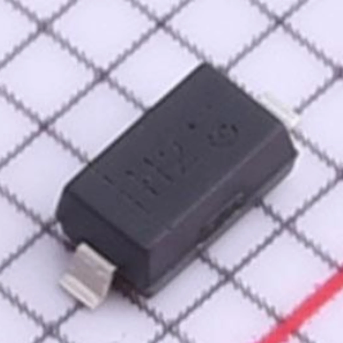 10-100 шт. оригинальный. Диод Зенера поверхностного монтажа, рассеивание мощности 500 МВт, ± 5%. 12 В, 20 мА. SOD-123:MMSZ5242B-7-F, маркировочные коды: H2