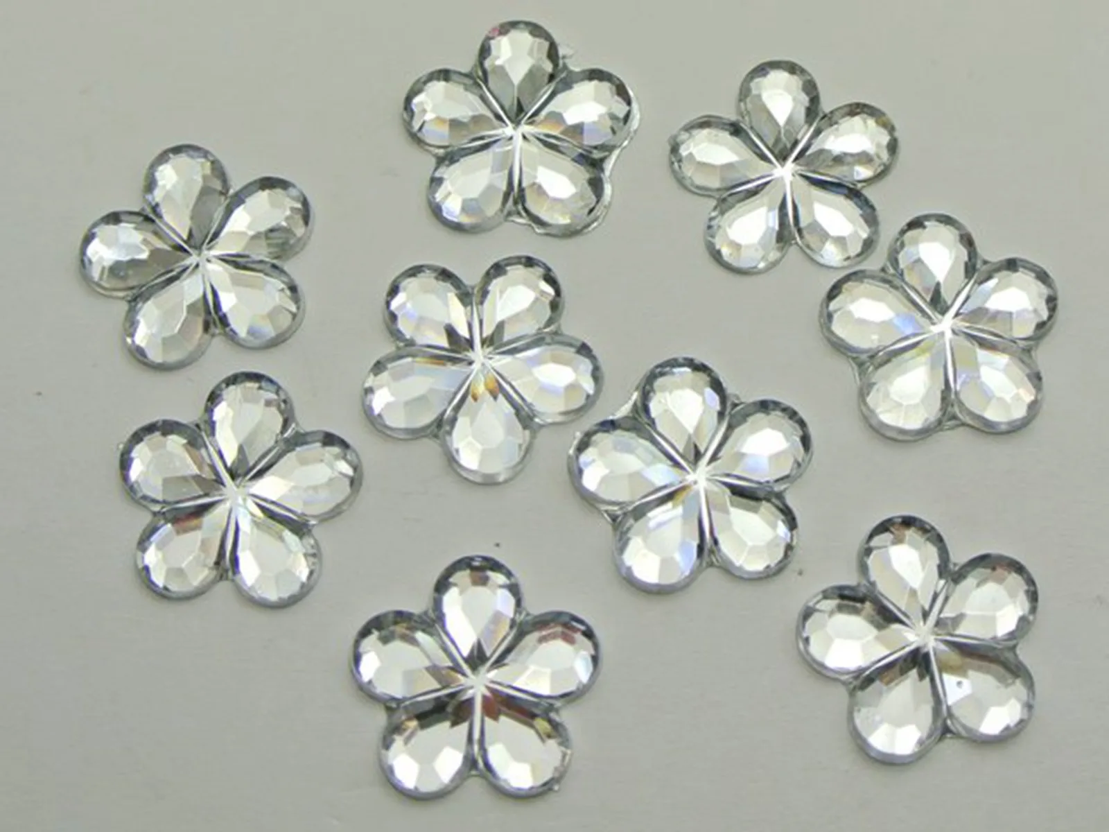 200 Mixed Color Acrylic Flatback Flower Rhinestone Gem 15mm DIY Embellishments