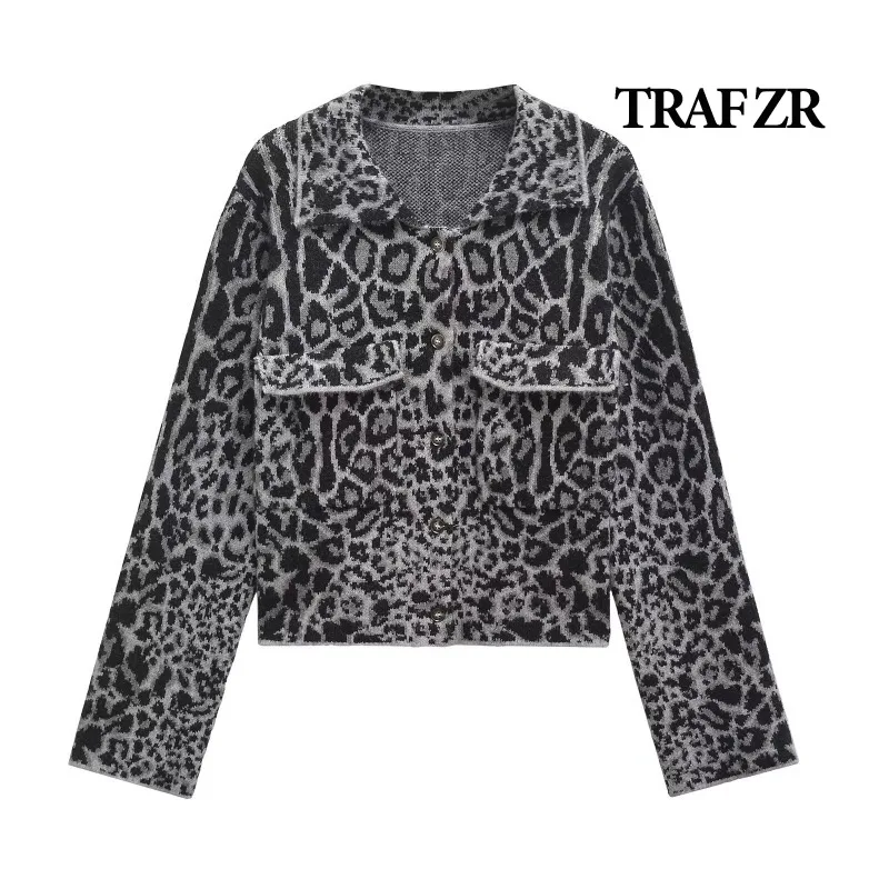 TRAF ZR Pockets Cardigan Ladies Long Sleeve Leopard Print Knit Cardigan Harajuku Vintage Cozy Sweaters Women's Autumn Sweater