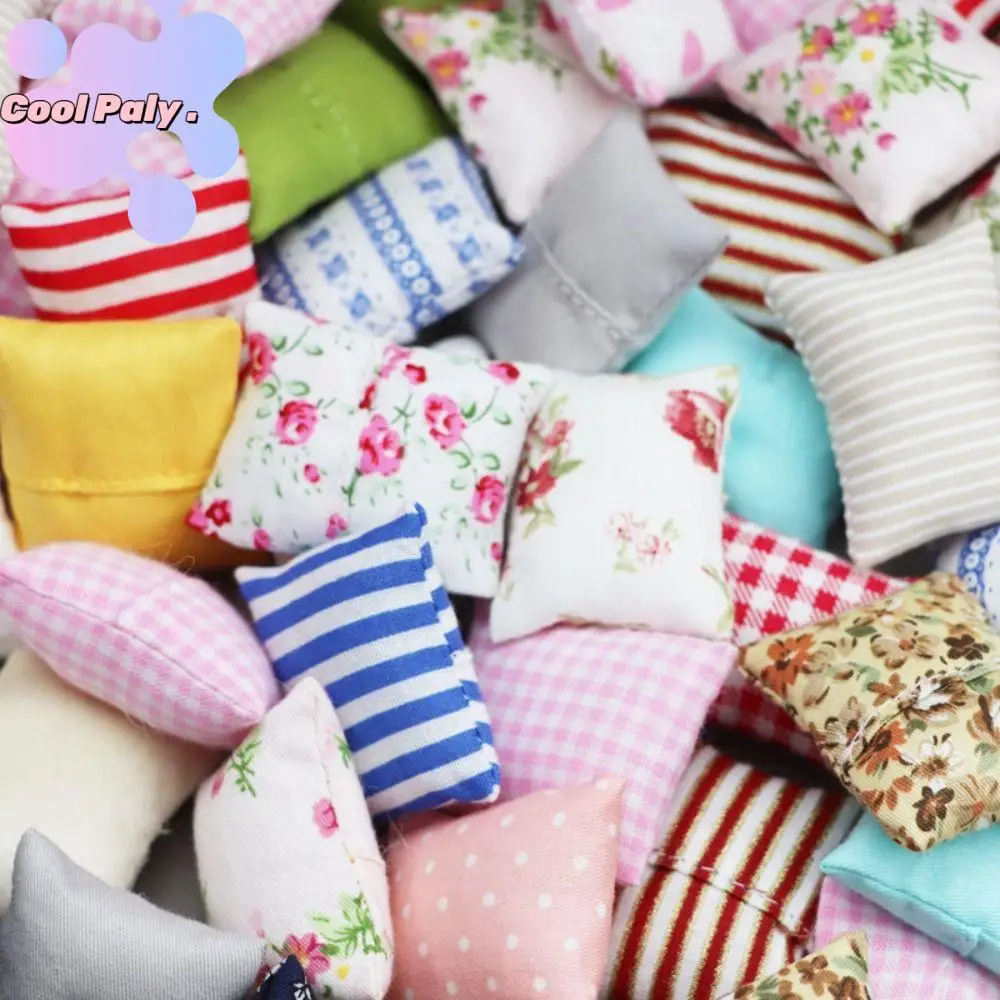 

1/12 Dollhouse Pillows Model Miniature Furnitures Heart Flower Sofa Cushion Simulation Pillow Pretend Play Doll Accessories