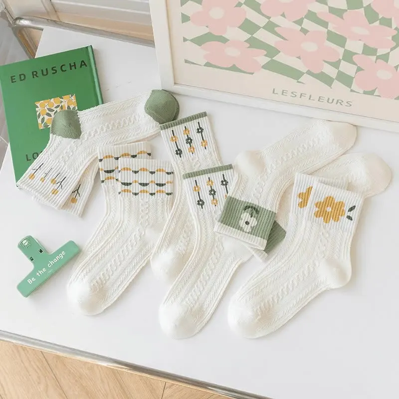 Girls Short Socks 5 Pairs Cute Medium Flowers Print Sweet Style Skin-Friendly Comfortable And Breathable Pure Cotton For All Sea