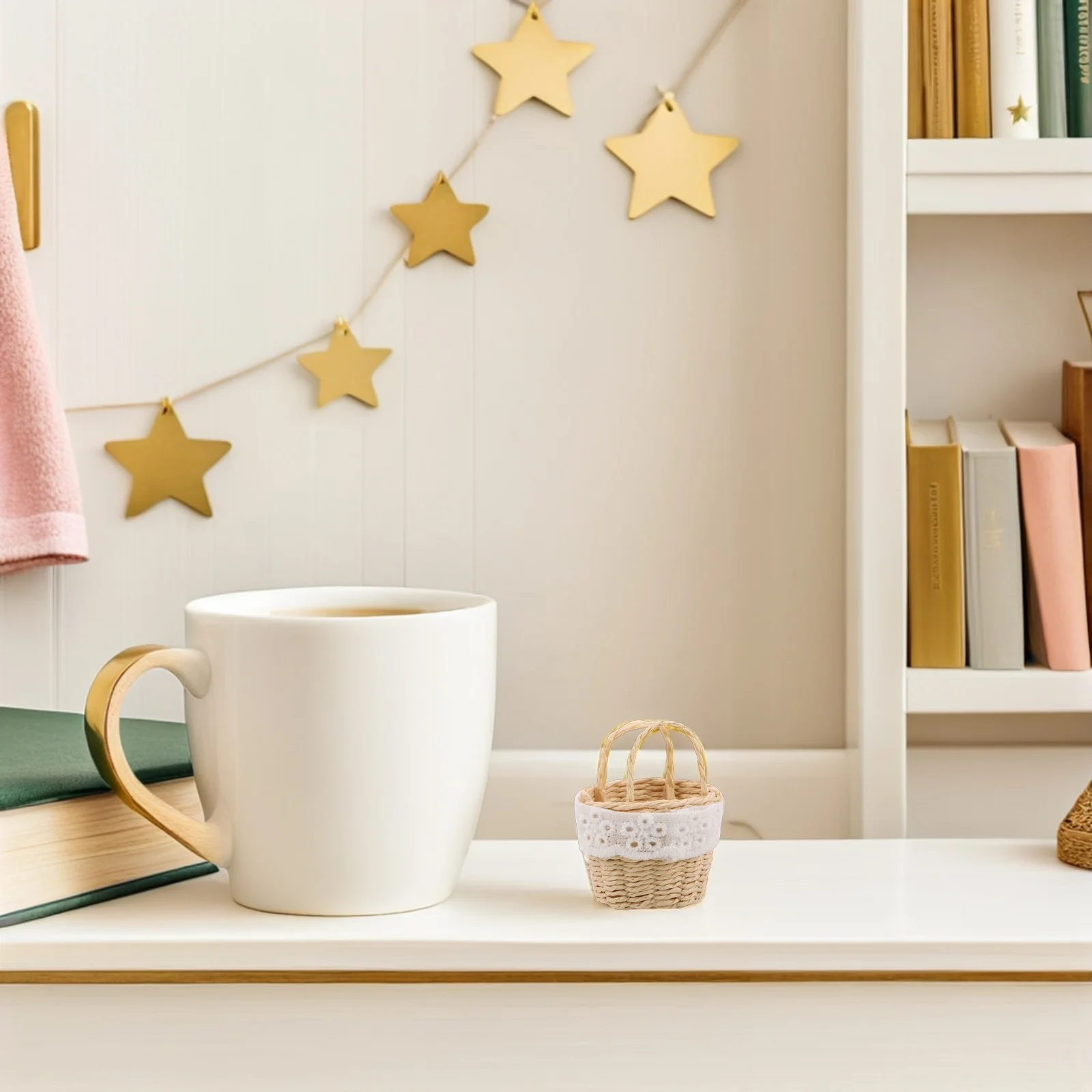 

Mini Handwoven Imitation Rattan Baskets Lightweight Cute Dollhouse Tote Flower Baskets For Play Scenes Micro Landscape