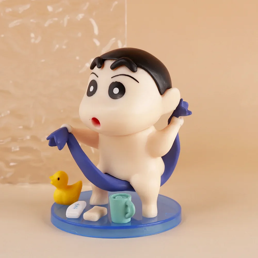 Anime kredka Shin-Chan figurka model kąpieli ozdoby dla lalek zabawny pulpit domowy udekoruj zabawkę statua