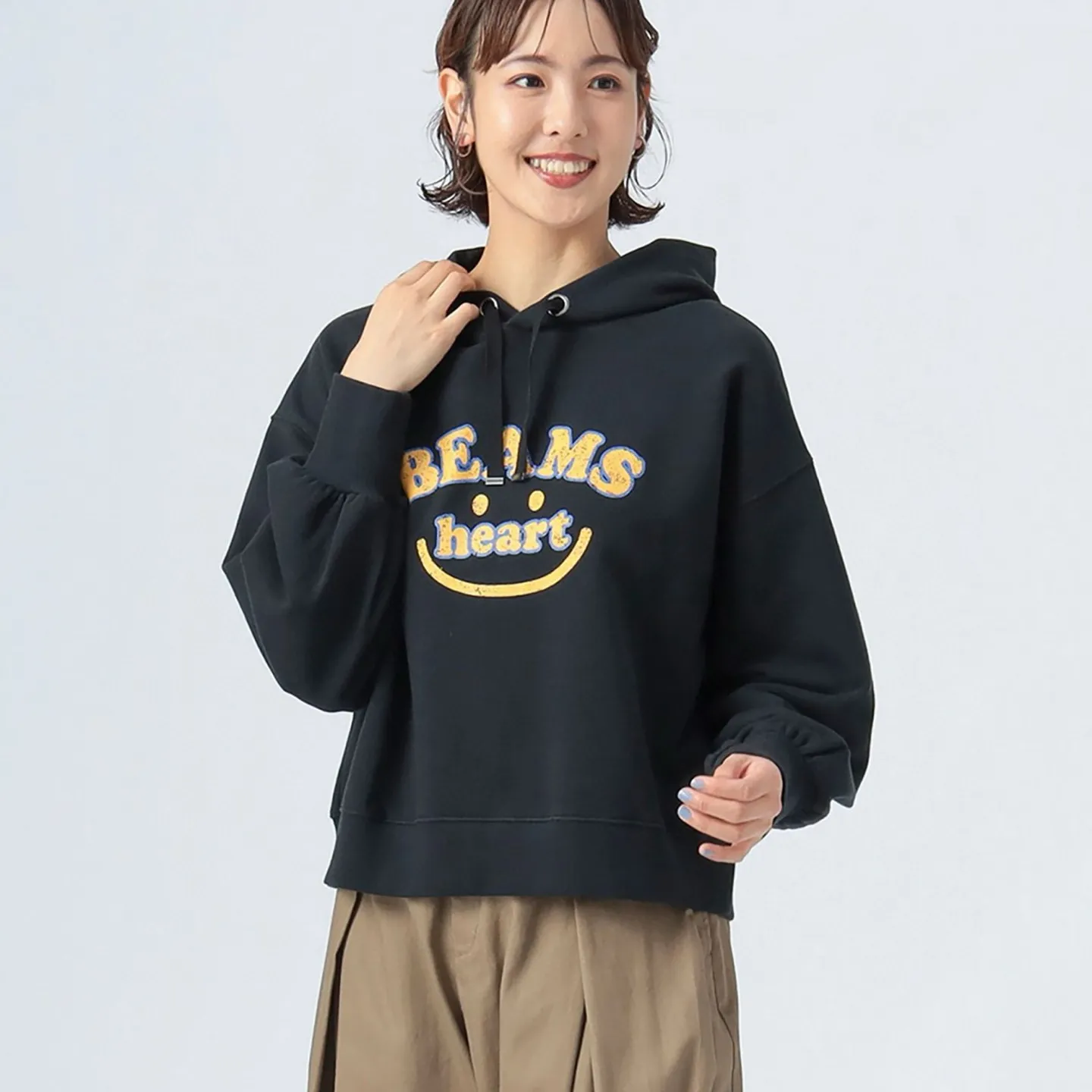 

2026 Autumn Winter New Japanese Beams Smile Letter Print College Style Hooded Sweatshirt Ins Unisex Pullover