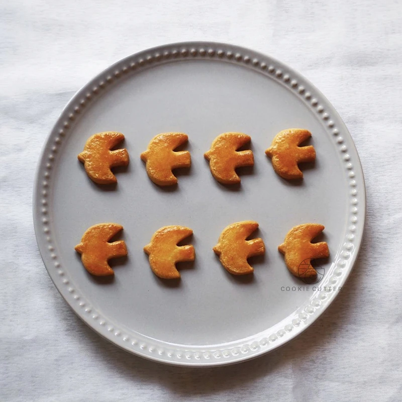Flying Birds Seagulls Swallows Peace Dove Cookie Cutter Baking Mould Biscuit DIY Mold Baking Mould Cookie Cutter Plastic Molds