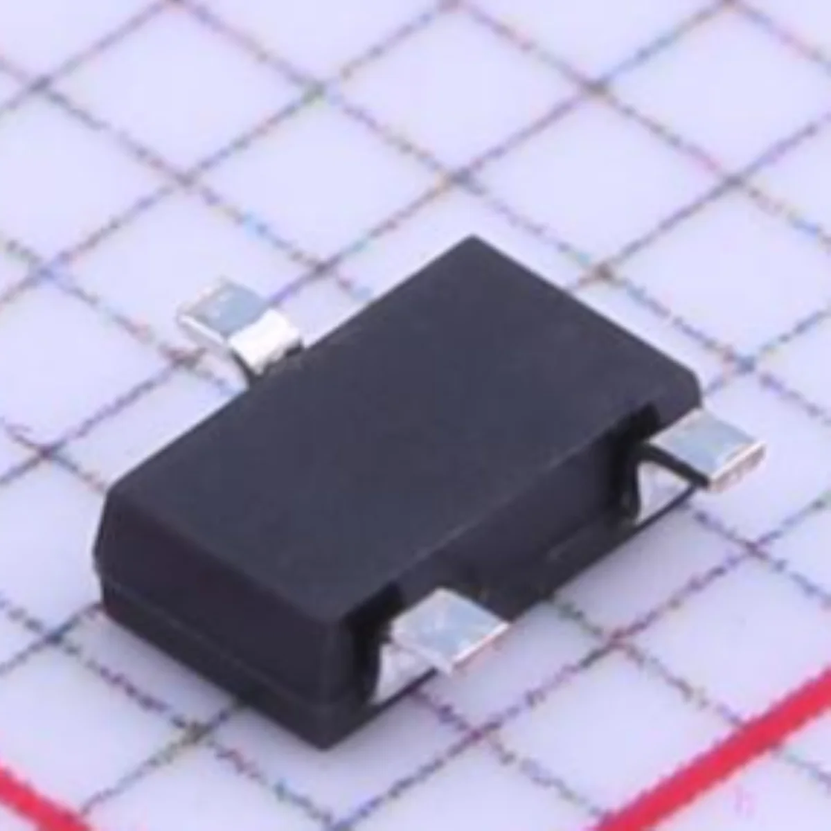 RRR040P03TL بمناسبة UG جديد الأصلي تأثير المجال أنبوب MOSFET UG 1 واط 30 فولت 4A 1 P قناة SC-96 P-CH TSMT3 45mΩ SOT-346T MOSFET UG