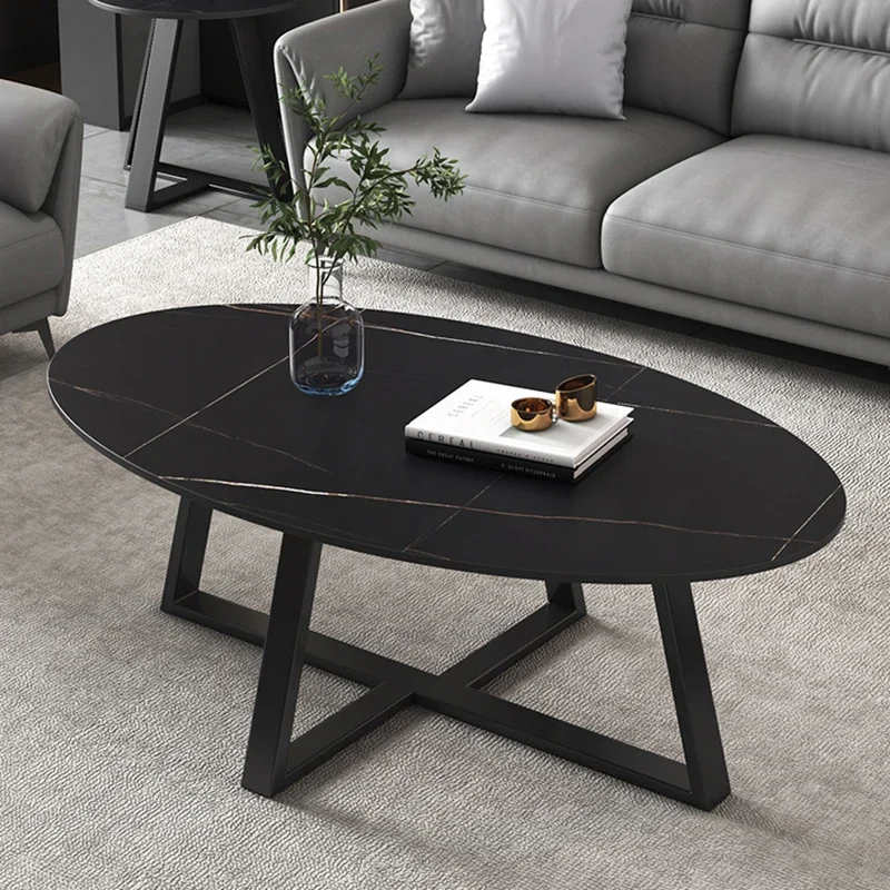 Mesa lateral oval estética de luxo, elegante mesa de café na moda, elegante elegante e minimalista