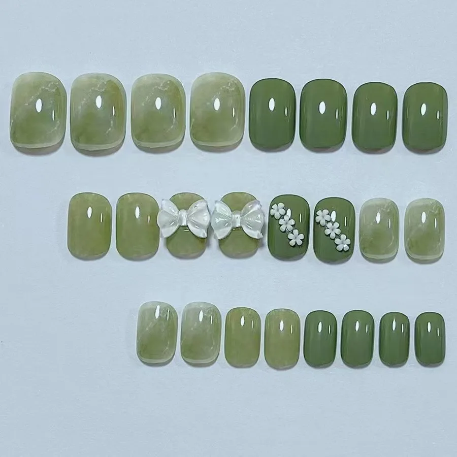 Summer Fresh Short Green Halo Dyed Small Flowers Dark Black Sweet Cool Nail Transparent Black Sparkling Powder Nail Patch