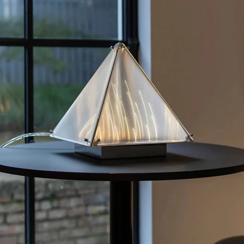 

Simple modern designer studio villa living room dining room bedroom bedside lamp