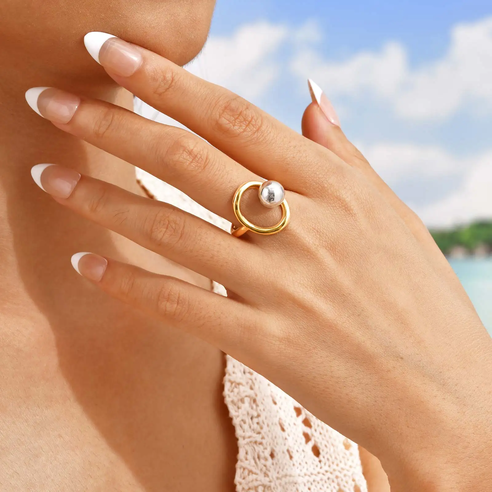 

Statement Metal Ball Opening Ring for Women,Gold Plated Stainless Steel Rings,New Fashion Jewelry Gift