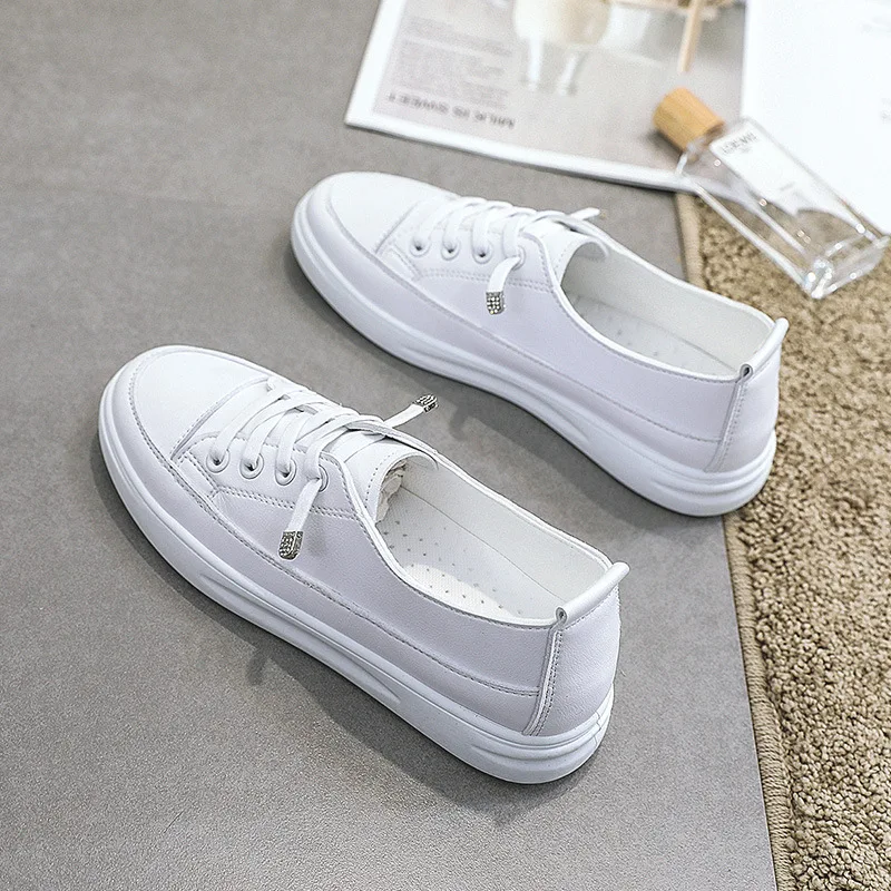 

2025 Summer New Low-Cut Flat Plimsolls Breathable Casual Sneakers White Leather Shoes for Women Lady Versatile Slip-On Footwear