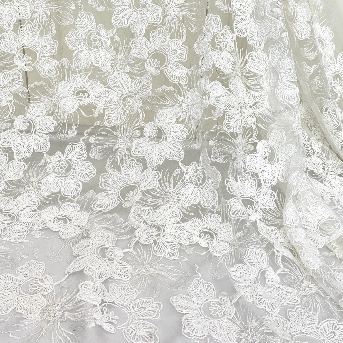 

1 Yard Off-White Wedding Lace Fabric 3D Chiffon Strand Flowers Embroidery For Bridal Dress Fashion Party Clothes Width 120cm