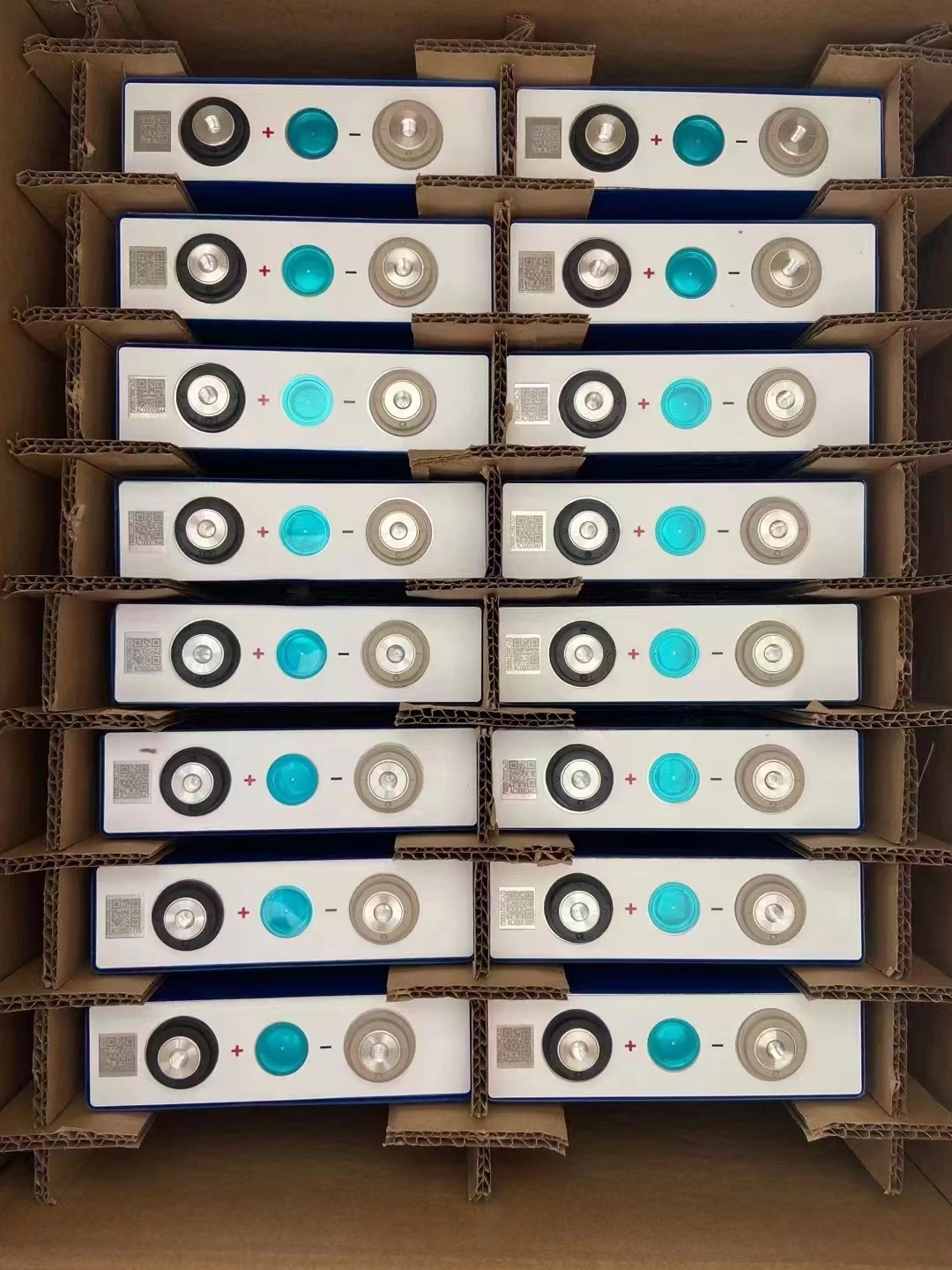 

Wholesale 3.2V 75AH 80AH LiFePO4 Lithium Battery Prismatic Cell for Electric Vehicles Solar Systems