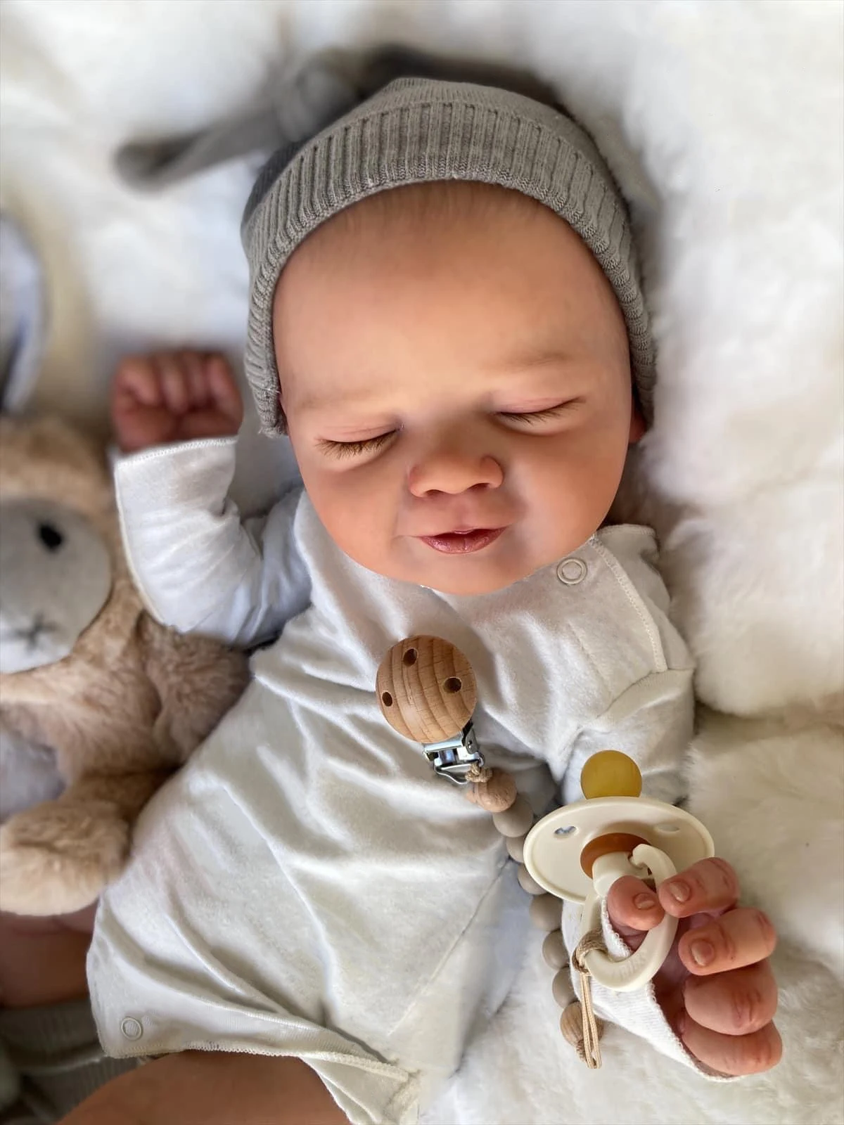 NPK 19인치 실물 같은 리본 베이비돌 로미 수면용 부드러운 촉감 3D 피부 손으로 그린 머리 이미 도색 완제품