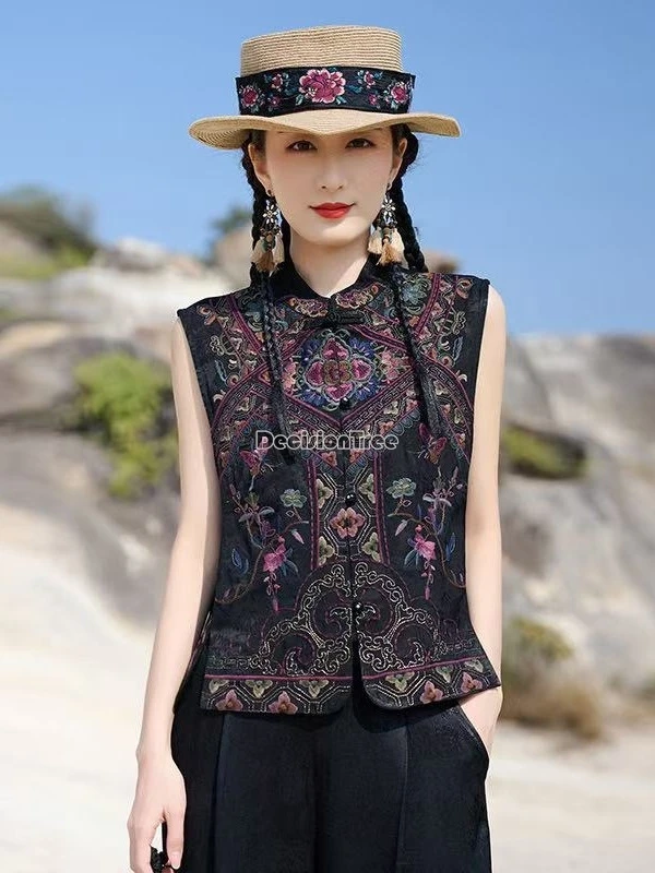 

2025 new chinese ethnic style retro women embroidered sleeveless stand collar waistcoat retro national daily cheongsam vest top