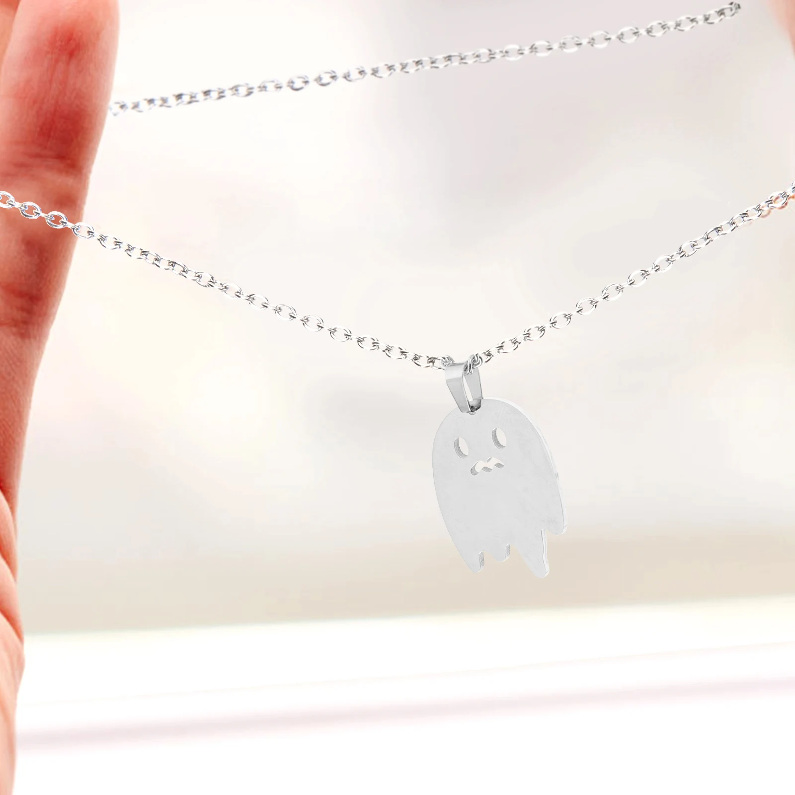 

Gesture Pendant Necklace Fashionable Metal Jewelry Slim Chain Dainty Necklaces Unique Pendants Aesthetic Design