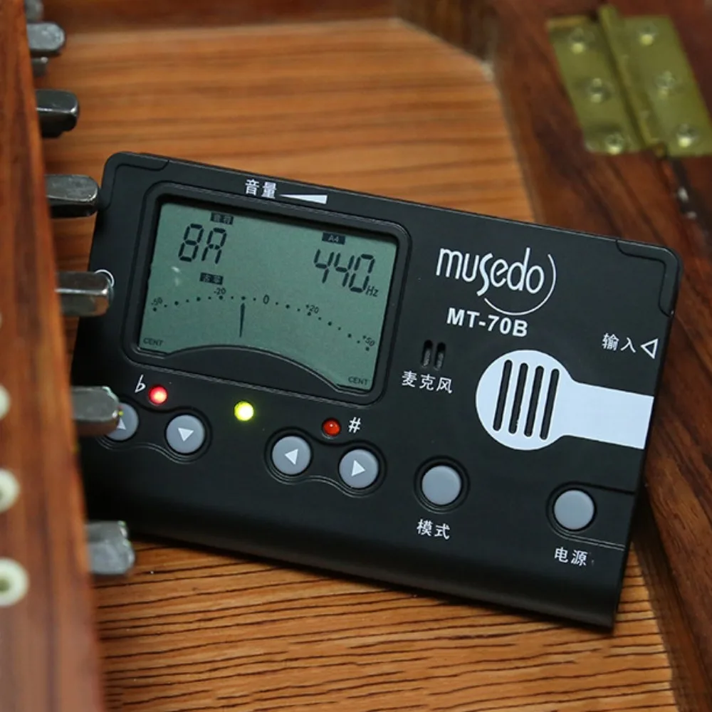 

Встроенный микрофон, музыкальный тюнер с зажимом, 3 режима, простое управление, метроном, генератор тона, 3 в 1, ЖК-дисплей, электронный метроном, бас