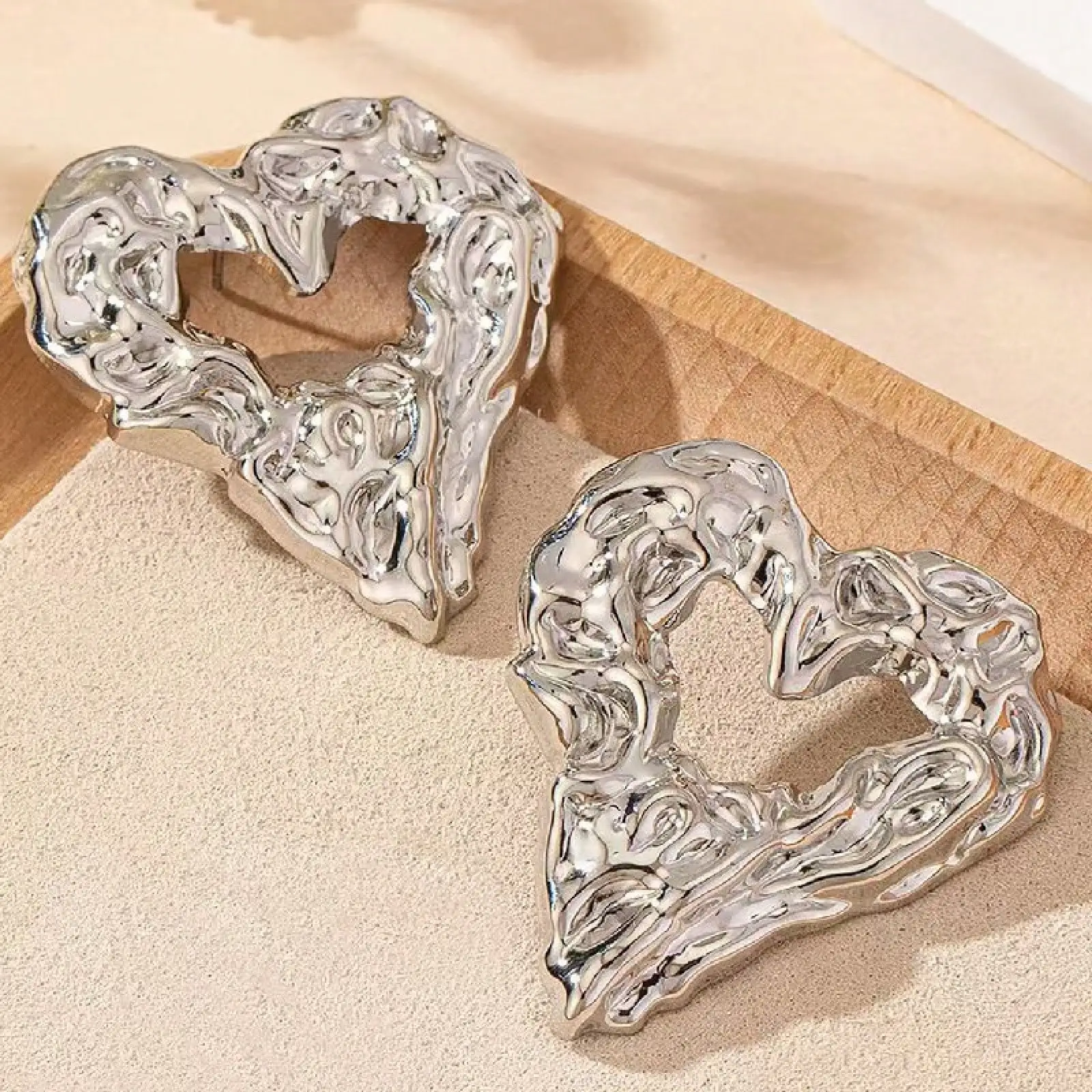 

Серьги с тиснеными сердцами, массивные золотые полые сердечки, серьги для уличных танцев и ночных клубов, серьги-кольца