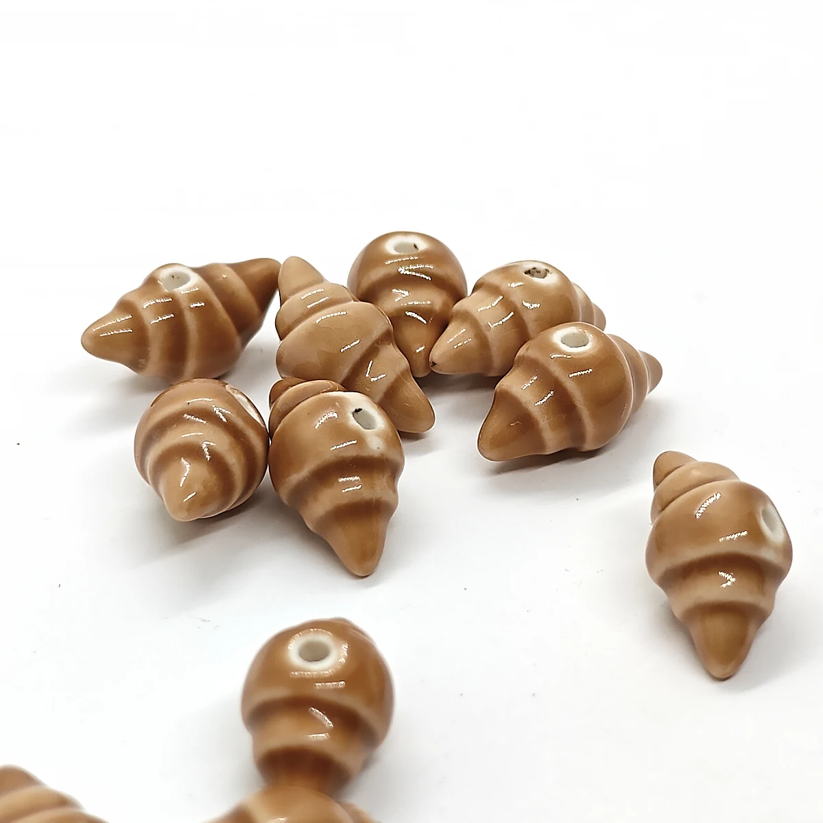20MM 4/8pcs Brown Croissant Ceramic Beads French Bakery Charm for Boho Jewelry Necklace Bracelet Making Supplies Gift