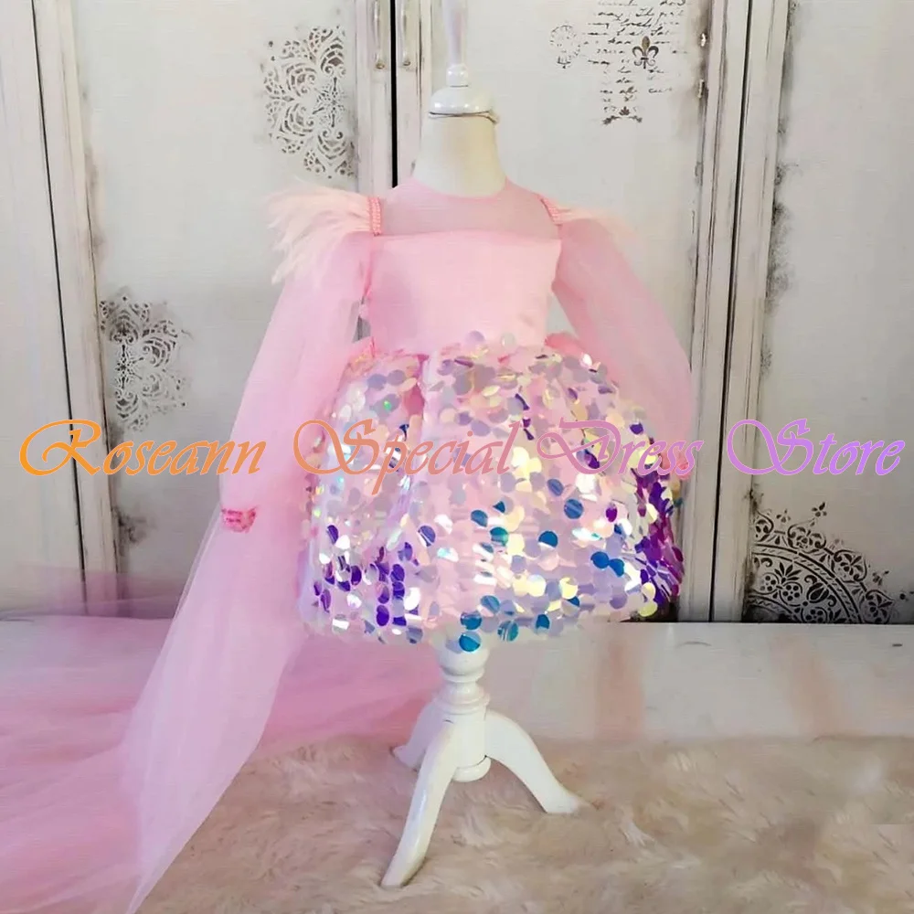 Vestidos de flores de princesa rosa para niñas, cuello redondo, plumas, mangas largas, vestido de fiesta de boda para niños, vestidos de novia hinchados brillantes