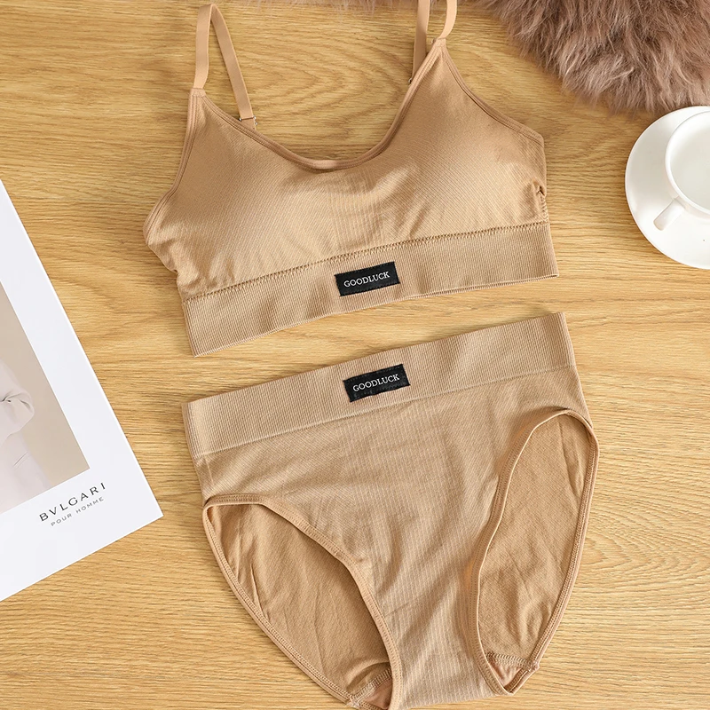 Žhavý výprodej Nový design Bezešvé kalhotky Sada spodního prádla Conjuntos Interior Para Mujeres Bezešvé podprsenka a kalhotky Sady pro ženy - náhled 3