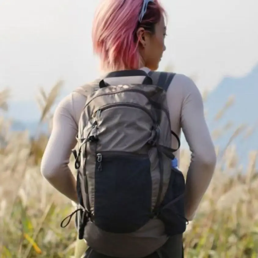 Sac d'alpinisme léger en plein air léger imperméable voyage sport randonnée sac à dos pliant