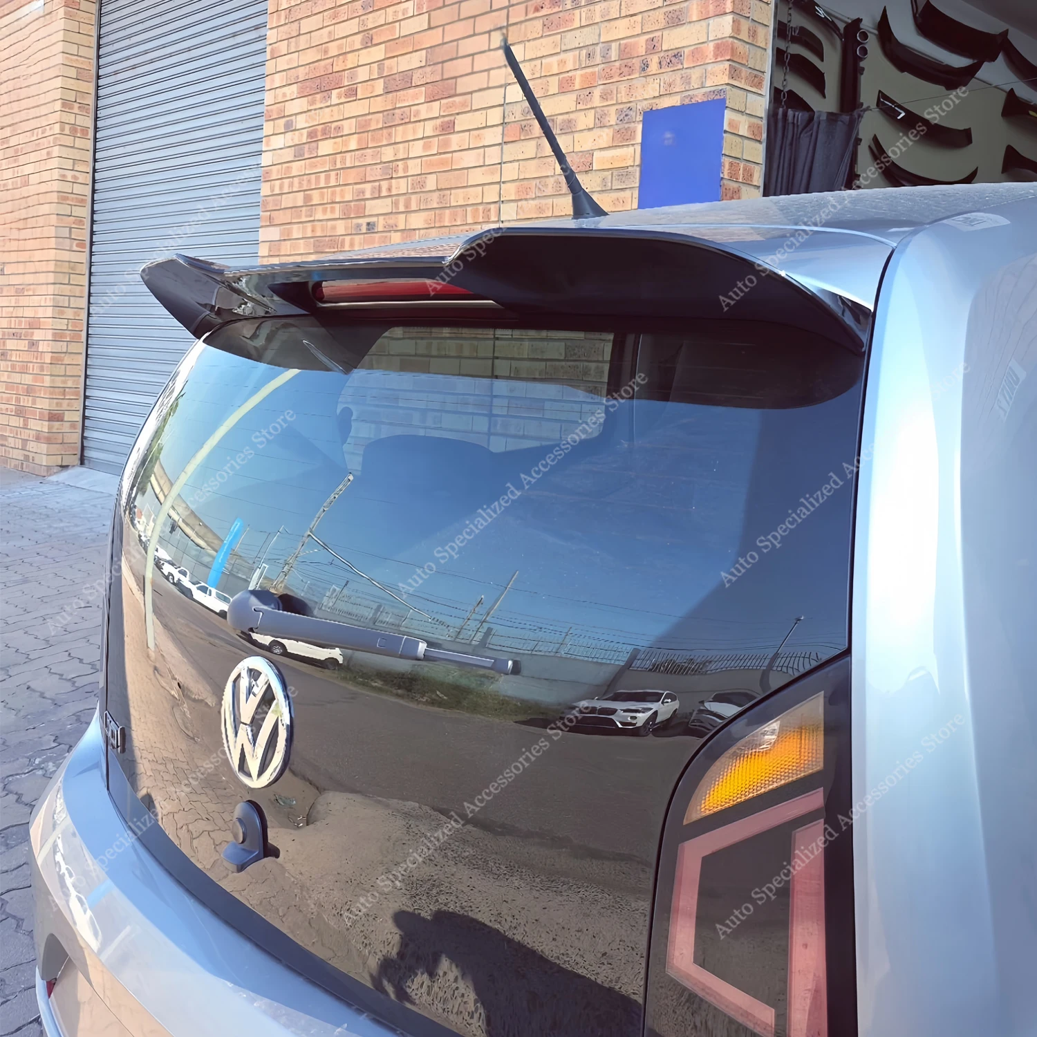 

Gloss Black GT Style Rear Spoiler For VW Up 75 60 Tsi90 e-Up 3-Door 2011-2023 Rear Roof Tail Wing Bodykits Tuning