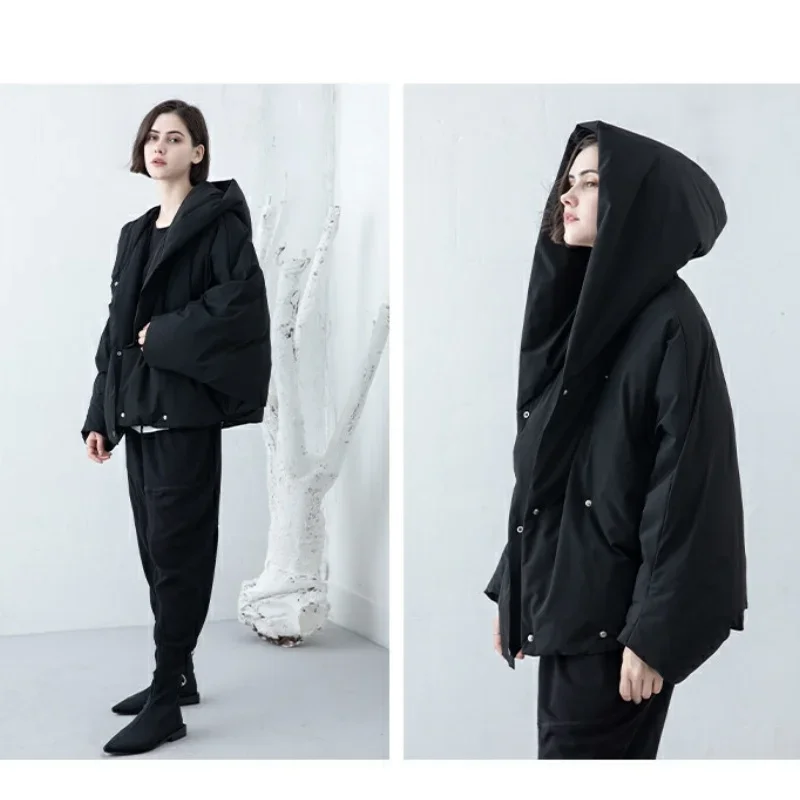 2025 nuevo abrigo cálido de invierno con capucha para mujer estilo francés algodón negro bolsillos chaqueta gruesa pantalón corto Casual prendas de vestir exteriores