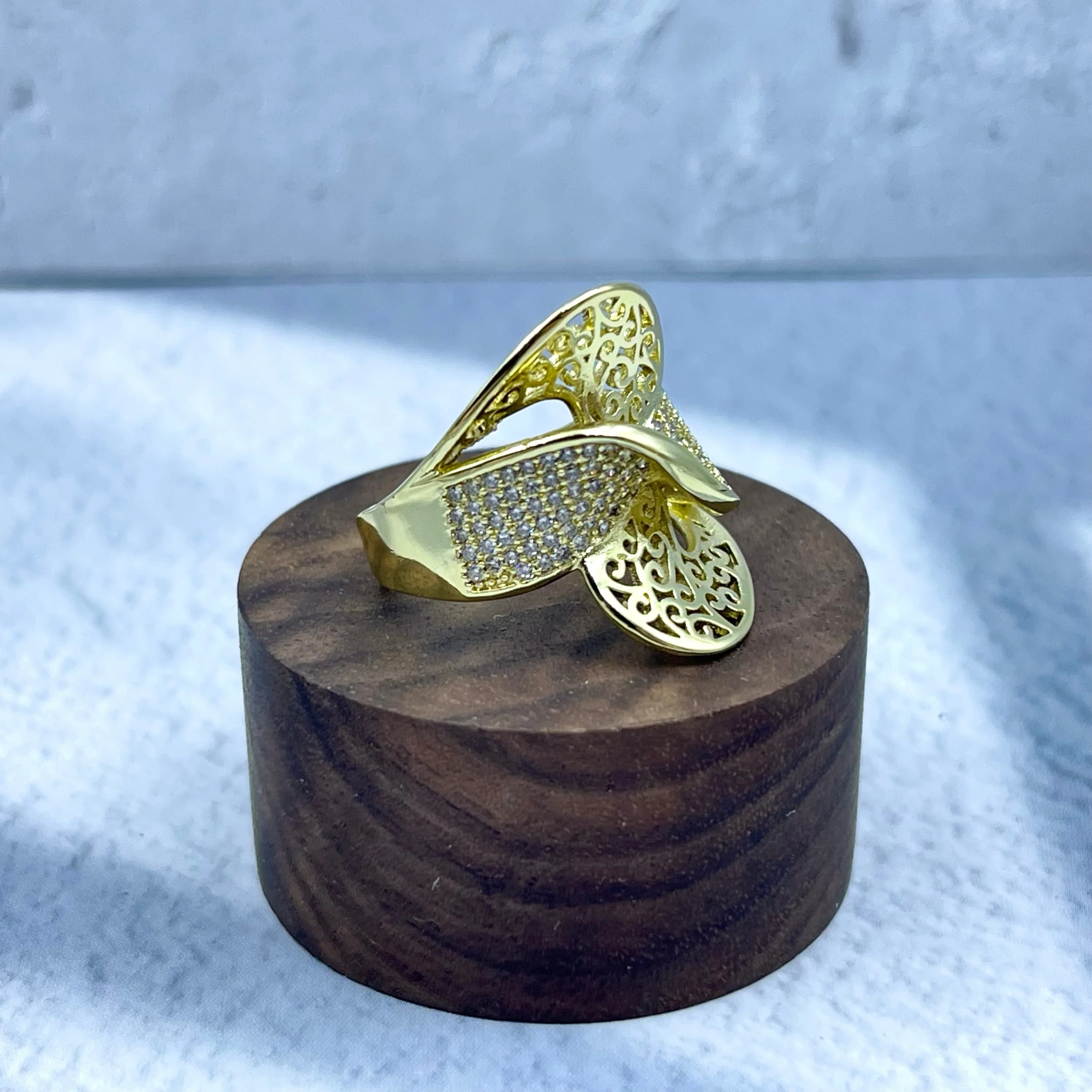 Finger Rings Women Round Crystal Caesar Ring  Gold Color Ethnic Wedding Jewelry Ring