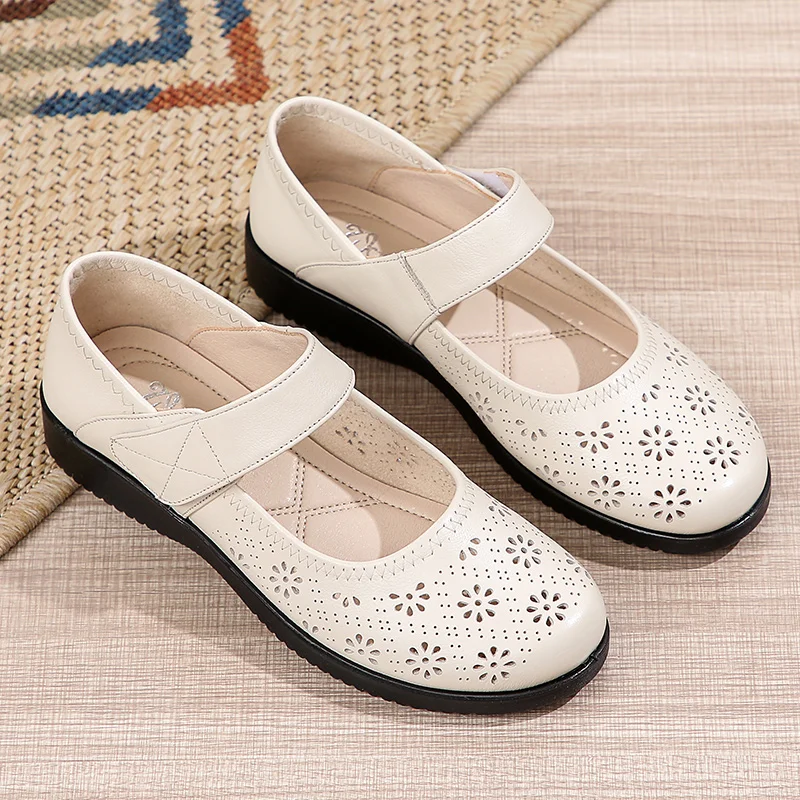 

Удобные дышащие полые кожаные сандалии Summer oes из мягкой кожи для женщин, повседневные модные туфли на плоской подошве