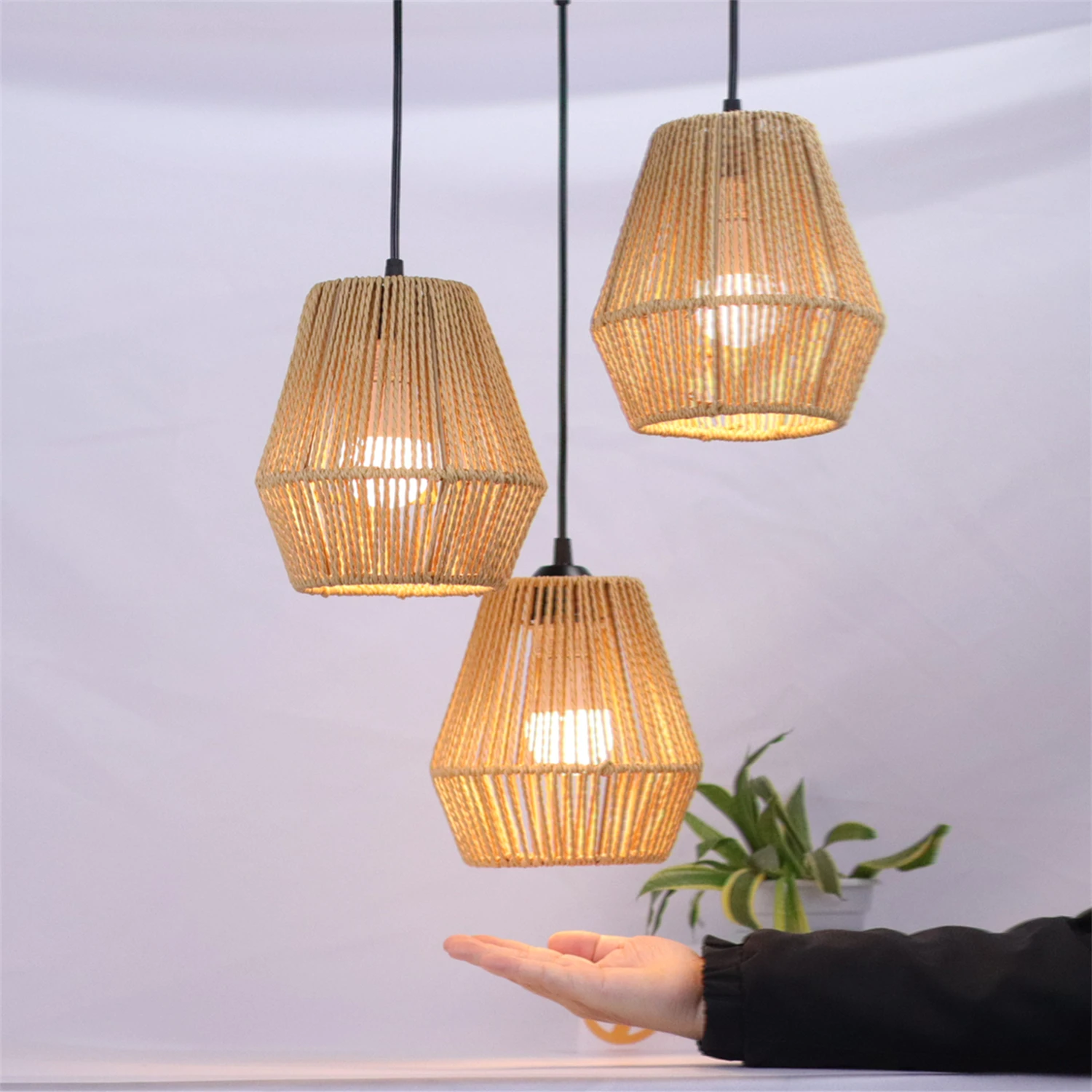 JOYINLED Bohemian Woven Lamp Rattan Chandeliers 7'' Mini E27 Boho Hanging Light Fixture Farmhouse Natural Small Pendant Lighting